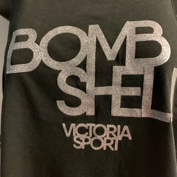 Victoria’s Secret black sleeveless work out top size med guc - Picture 2 of 4
